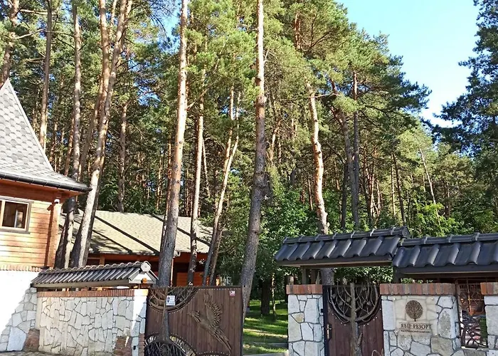 Явір Резорт