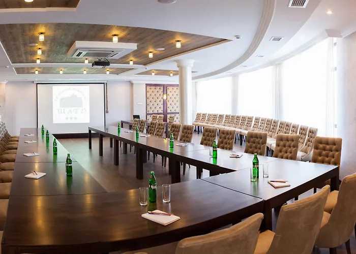Shato Hotel Шато